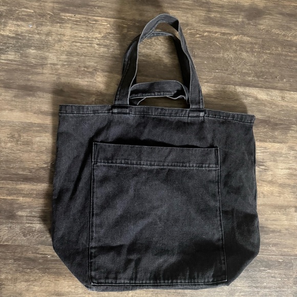 BAGGU Black Tote with Rainbow Logo - Picture 5 of 6